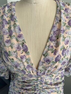Mable Romantic Floral Ruched Lined Floral Dress. Size Small